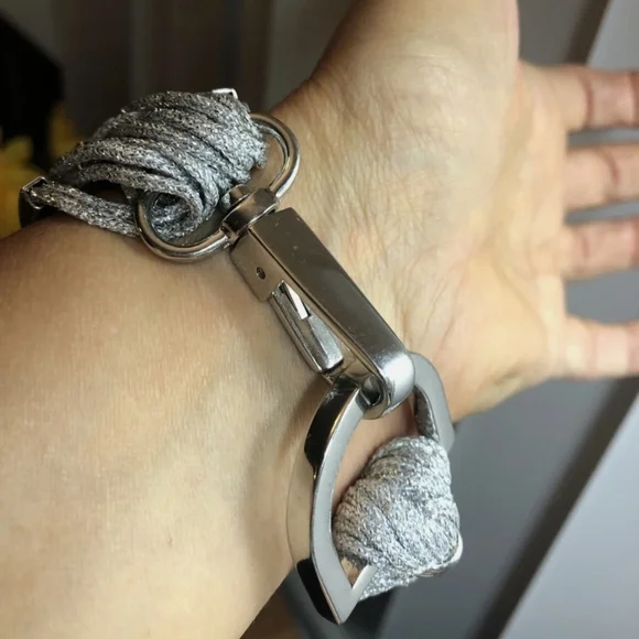 Authentic Armani Exchange Metallic Knot Bracelet - Picture 3 of 11